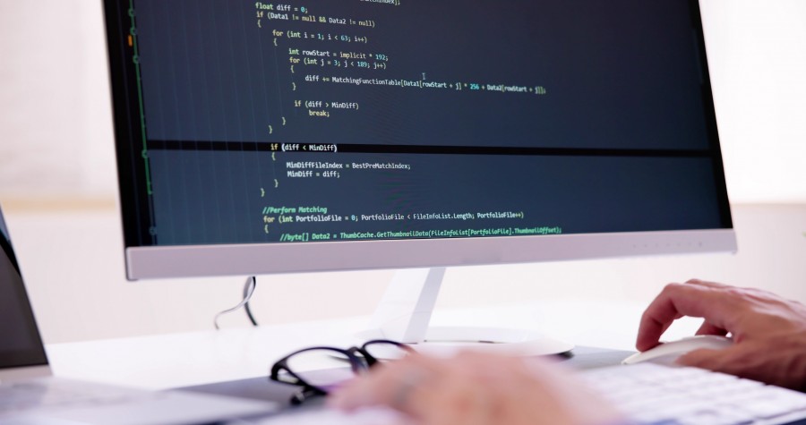 Quelle est la différence entre les commandes 'LS' et 'LS -a' en Linux ? Quelle est la différence entre les commandes 'LS' et 'LS -a' en Linux ?